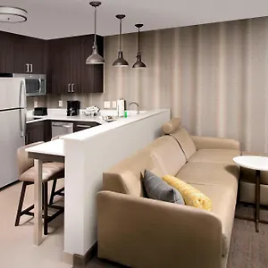 By Marriott Airport/convention Center Hotel Denver